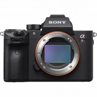 Фотоаппарат Sony Alpha a7R III Body