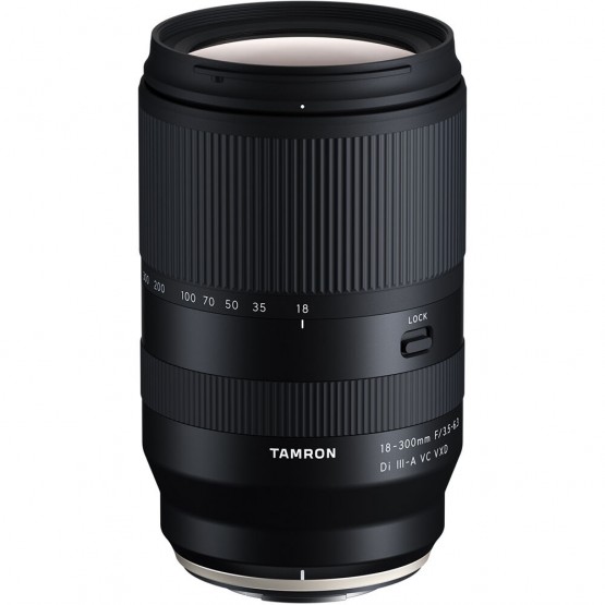 Объектив Tamron 18-300mm F/3.5-6.3 Di III-A VC VXD для Fujifilm X Объектив Tamron 18-300mm F/3.5-6.3 Di III-A VC VXD для Fujifilm X