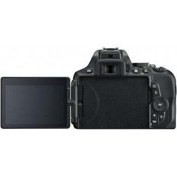 Зеркальный фотоаппарат Nikon D5600 Kit 18-140mm VR