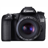 Canon EOS 70D Kit 50mm f/1.4 USM