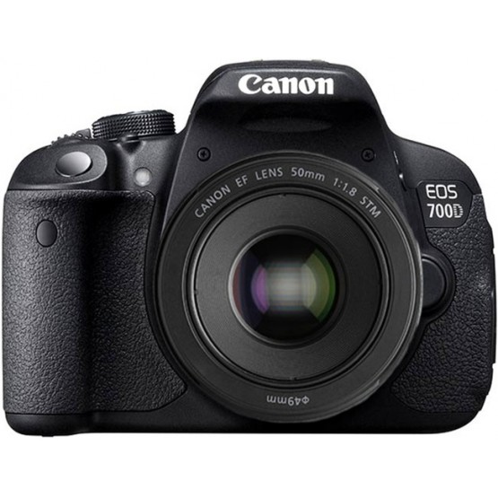 Зеркальный фотоаппарат Canon EOS 700D Kit 50mm f/1.8 STM