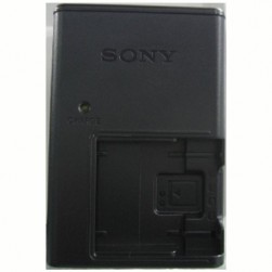 Заряное устройство Sony BC-CSD для Sony NP-BD1 -FT1 -FR1 -FE1