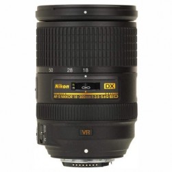 Nikon AF-S DX Nikkor 18-300mm f/3.5-5.6G ED VR