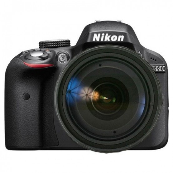 Зеркальный фотоаппарат Nikon D3300 Kit 18-200mm VR II