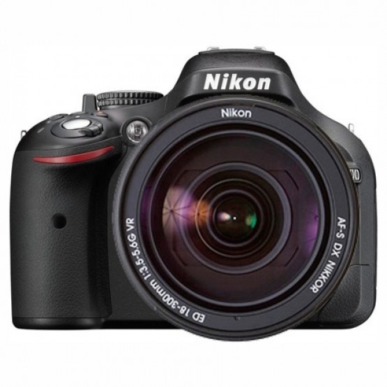Зеркальный фотоаппарат Nikon D5200 Kit 18-300mm VR