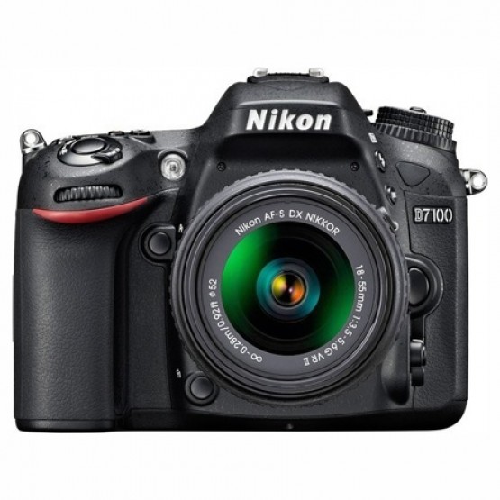 Зеркальный фотоаппарат Nikon D7100 Kit 18-55mm VR II
