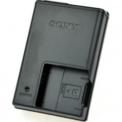 Зарядное устройство Sony BC-CSK